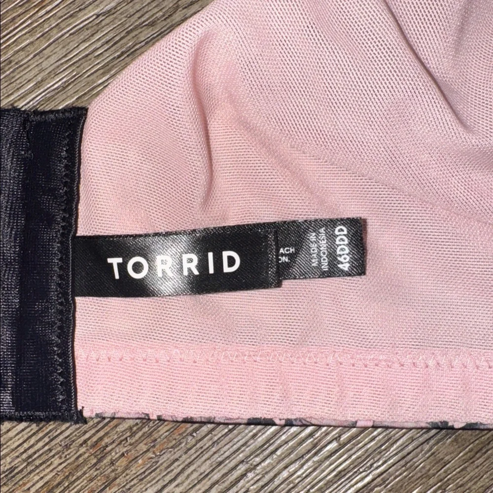 Torrid Perfect T-Shirt Bra Allover Butterfly Screen Zephyr 46DDD